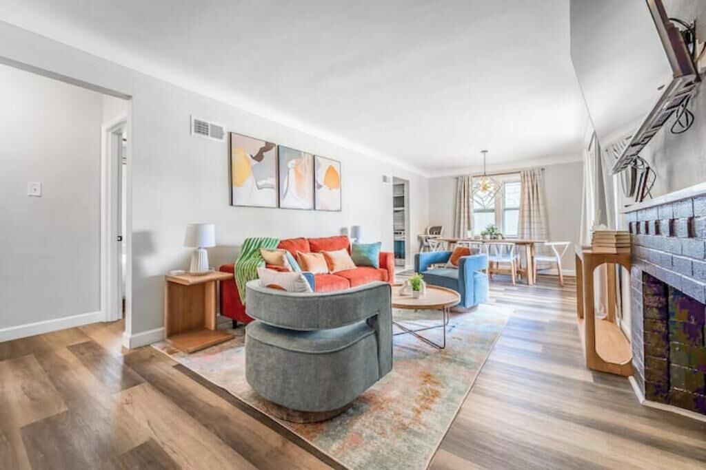 Photo of Livingroom in St. Louis