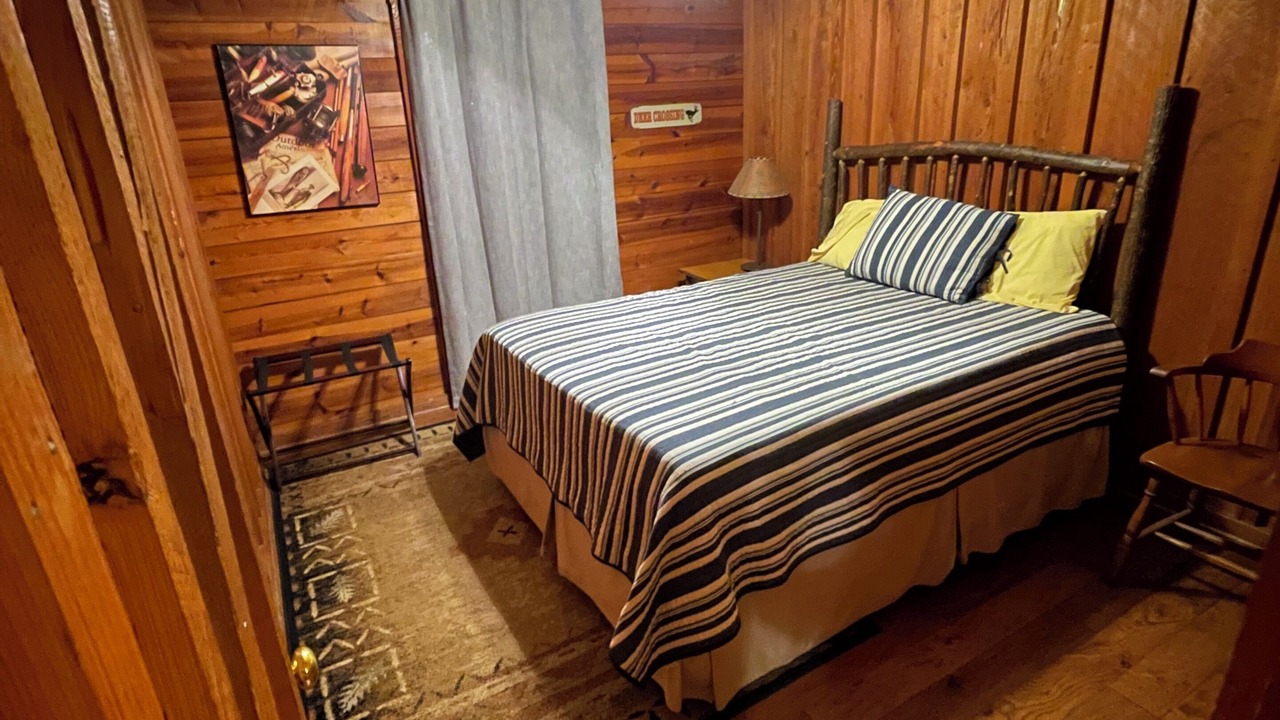 Photo of Bedroom in Heber Springs