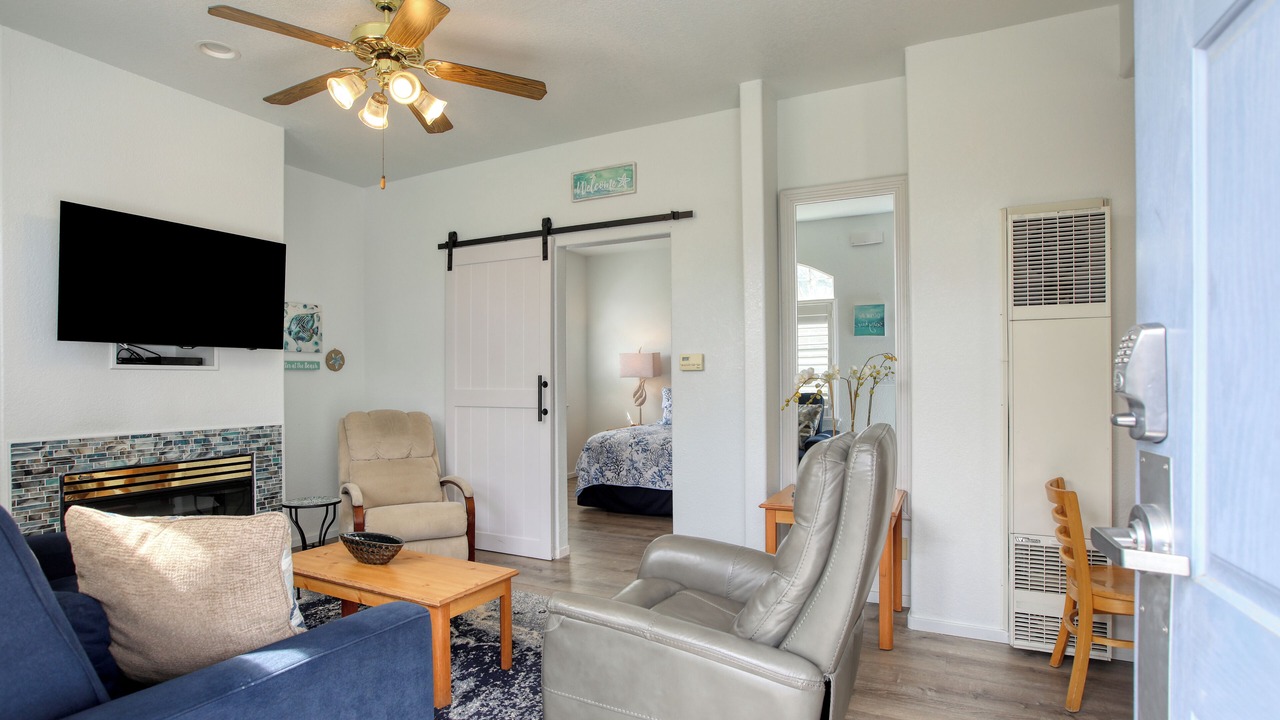 Photo of Livingroom in Oceano