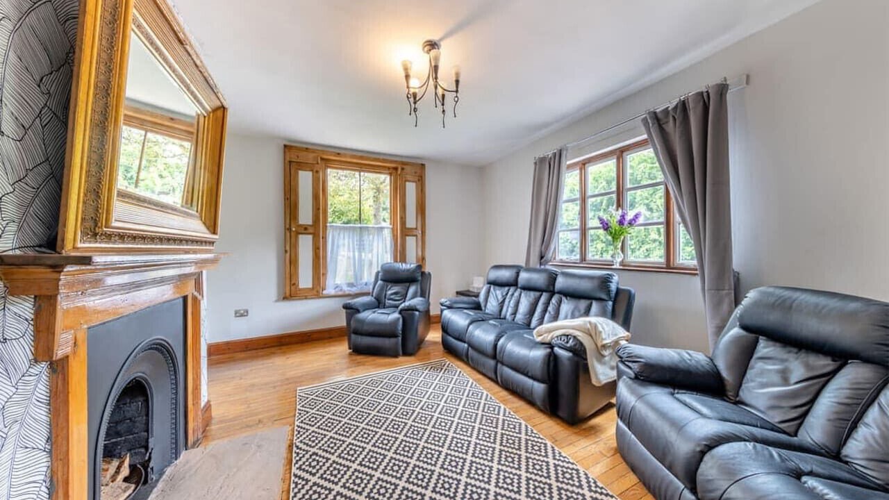 Photo of Livingroom in Shifnal