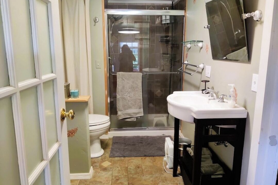 Photo of Bathroom in Clayton