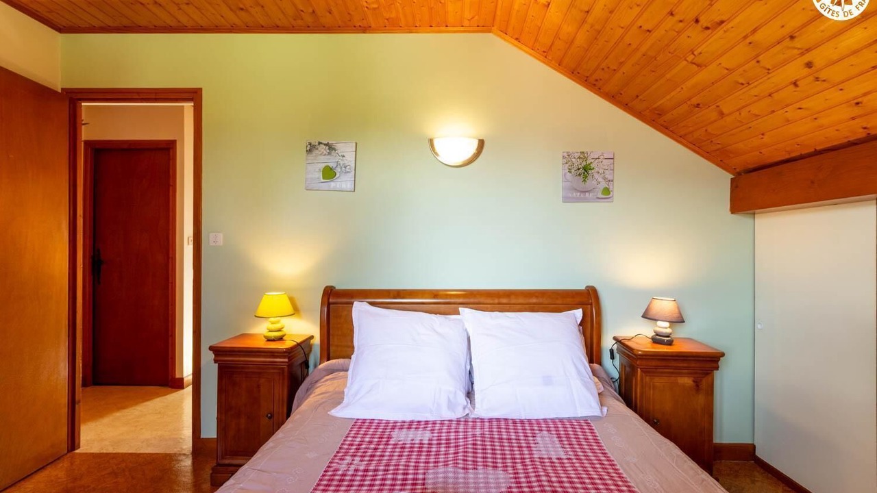 Photo of Bedroom in Mercury