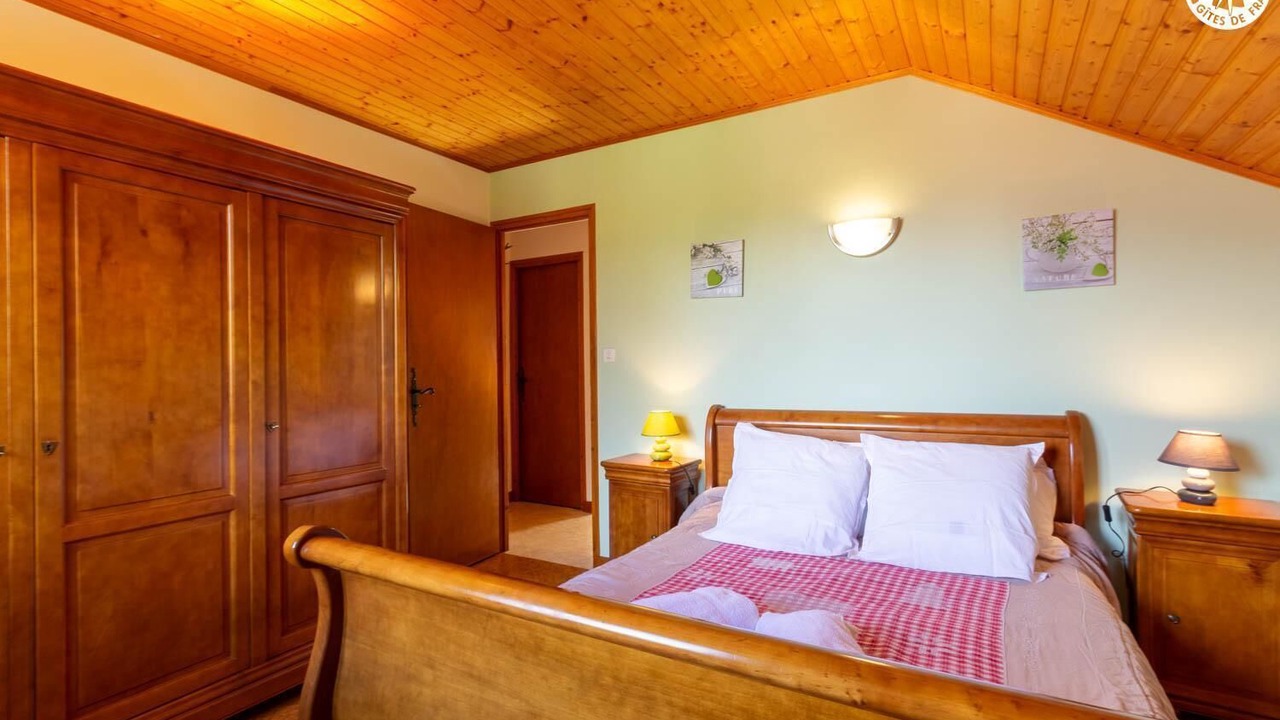 Photo of Bedroom in Mercury