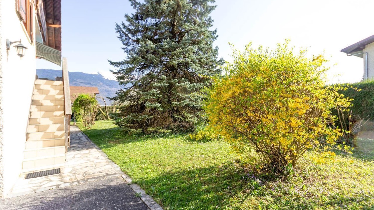 Photo of Outdoor in Mercury