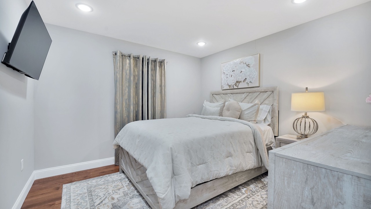 Photo of Others in Newark