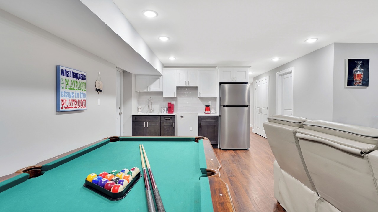 Photo of Others in Newark