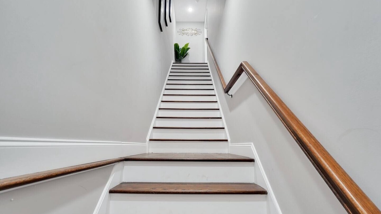 Photo of Others in Newark