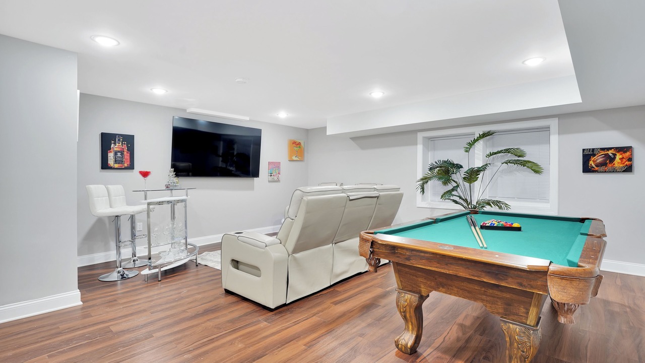 Photo of Others in Newark