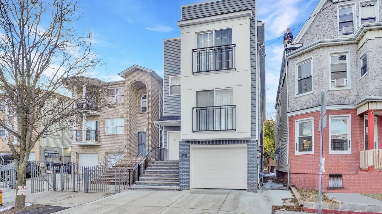 Photo of Others in Newark