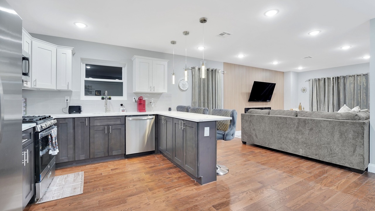 Photo of Others in Newark