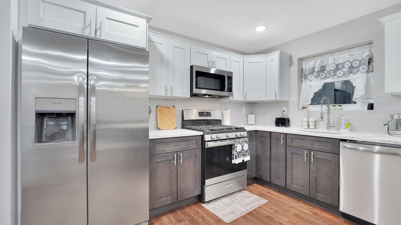 Photo of Others in Newark