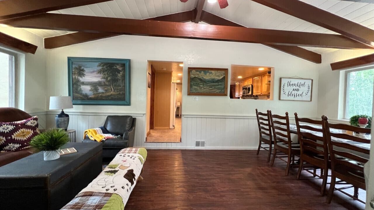 Photo of Livingroom in Steam Engine Meadows