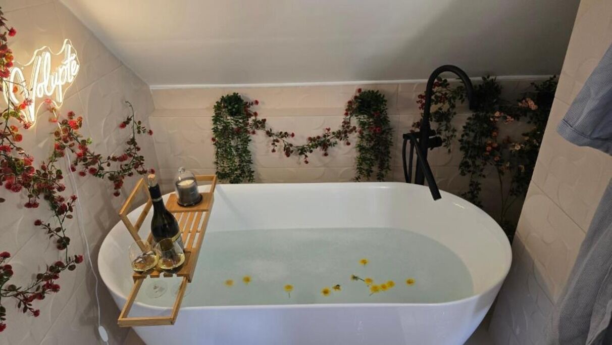 Photo of Bathroom in Quartier Saint-Clement - Jardin des Plantes