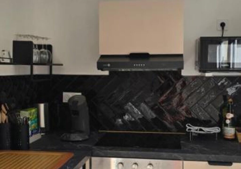 Photo of Kitchen in Quartier Saint-Clement - Jardin des Plantes