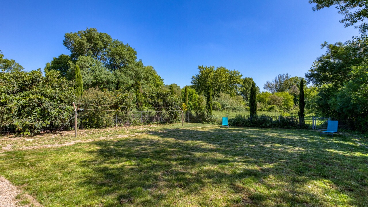 Photo of Outdoor in Aspiran