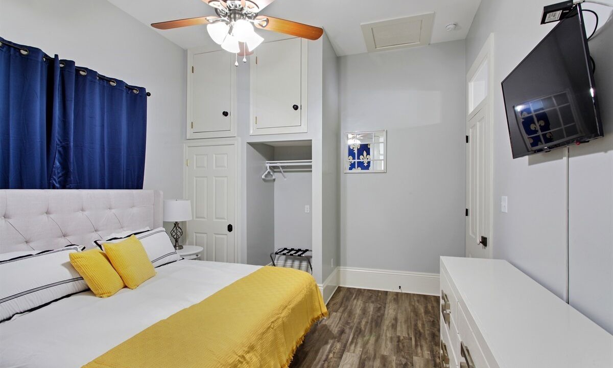 Photo of Bedroom in Uptown Historic District