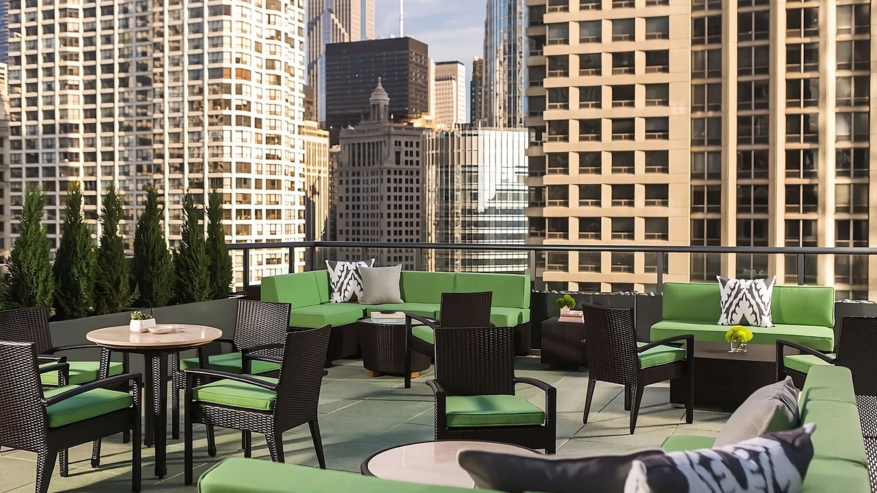 Photo of Outdoor in Downtown Chicago