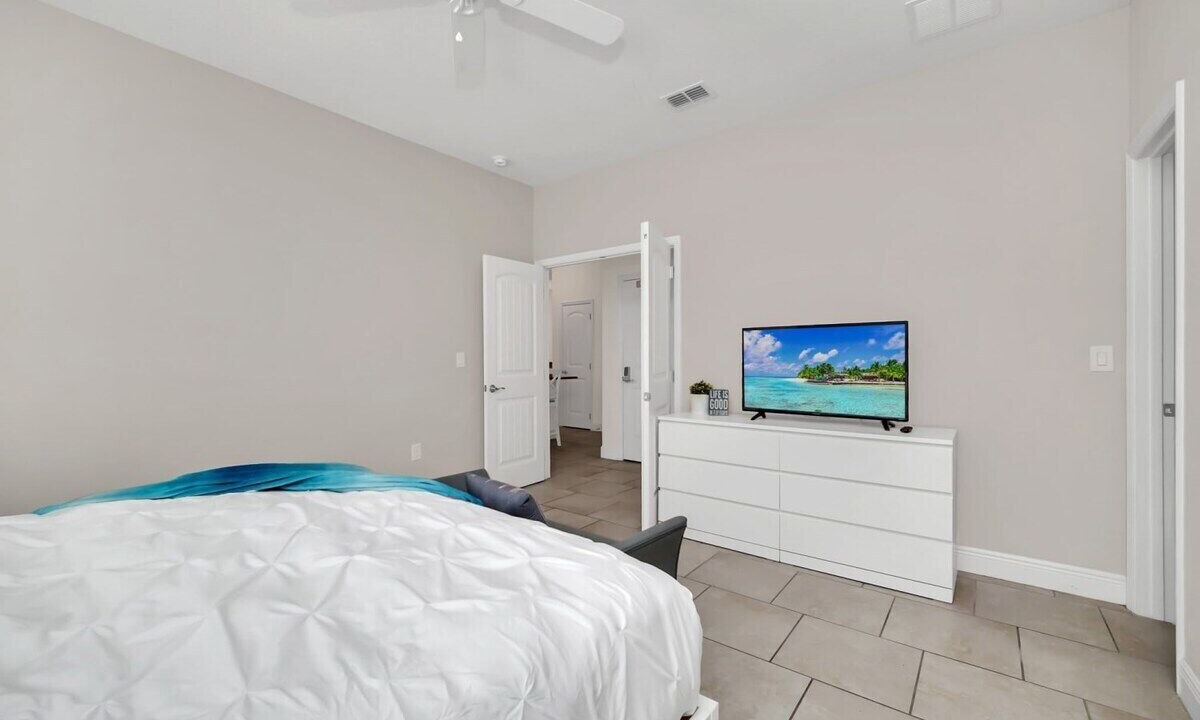 Photo of Bedroom in Sunridge Woods