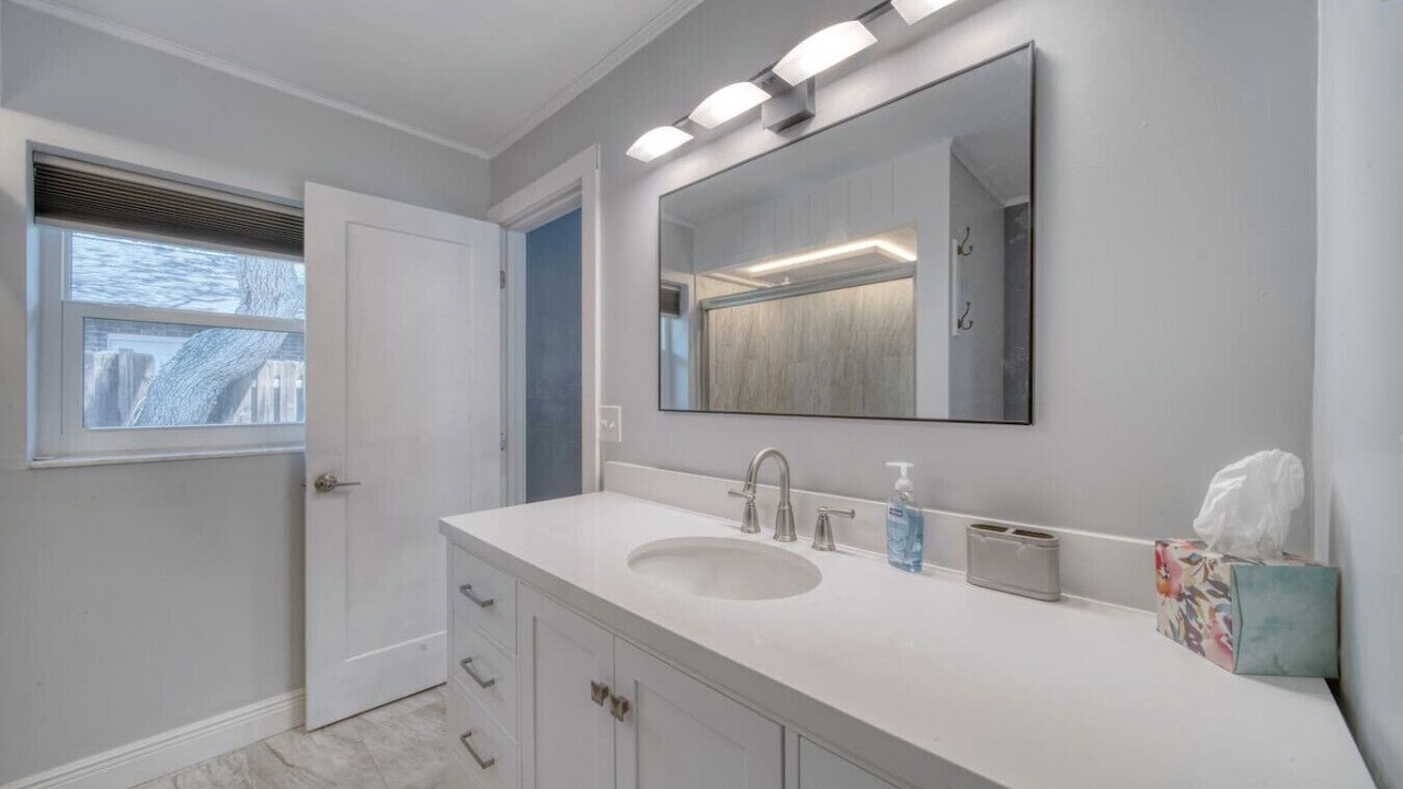 Photo of Bathroom in Bay Harbour