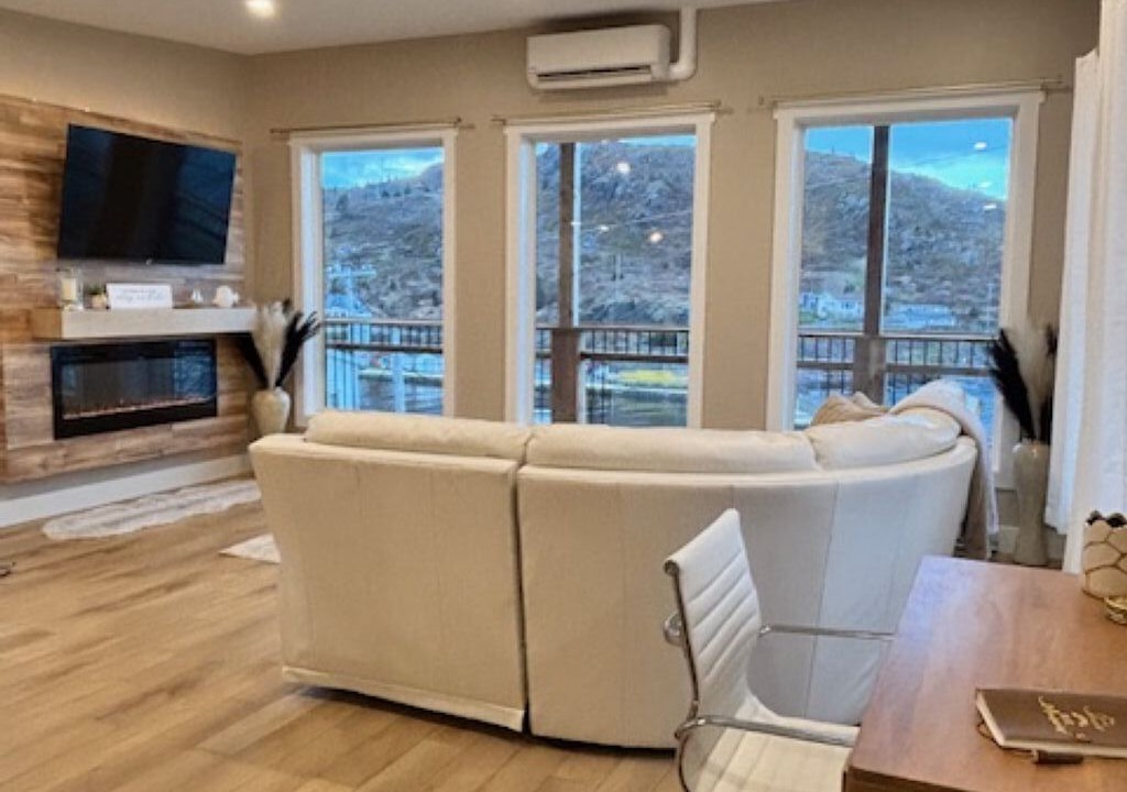 Photo of Livingroom in Petty Harbour