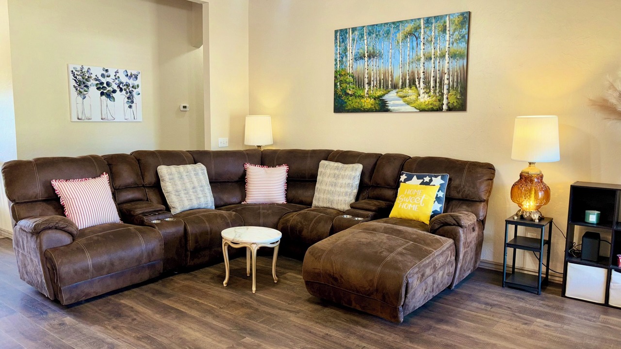 Photo of Livingroom in Edmond