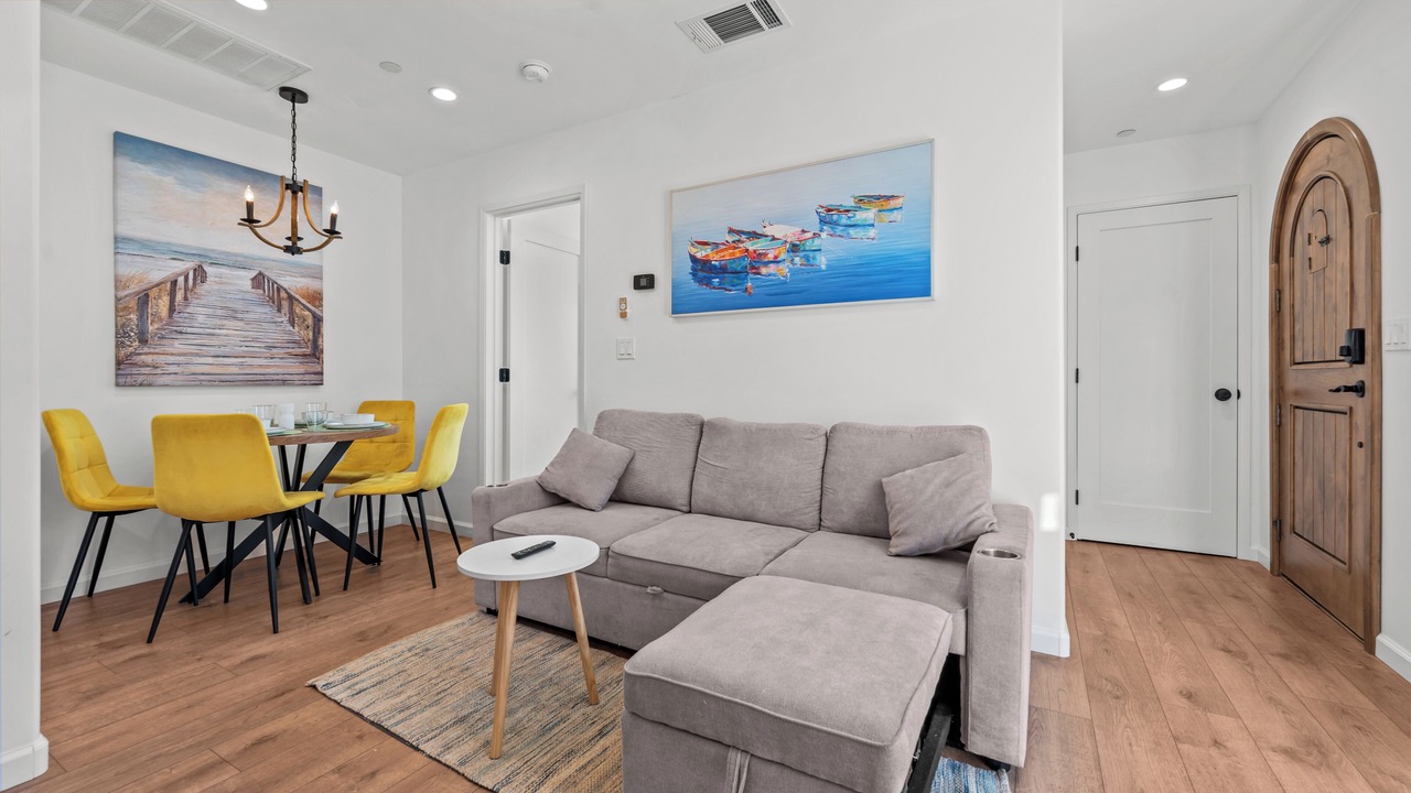 Photo of Livingroom in Colton