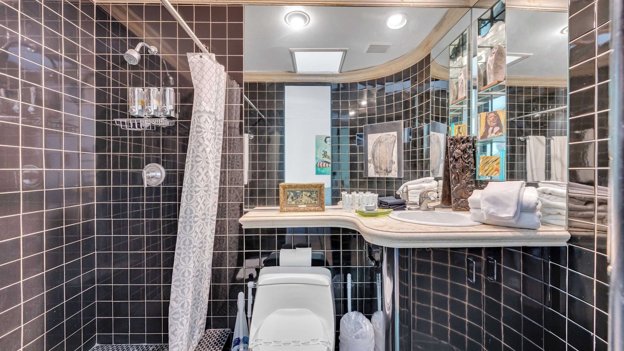 Photo of Bathroom in Northeast Coconut Grove