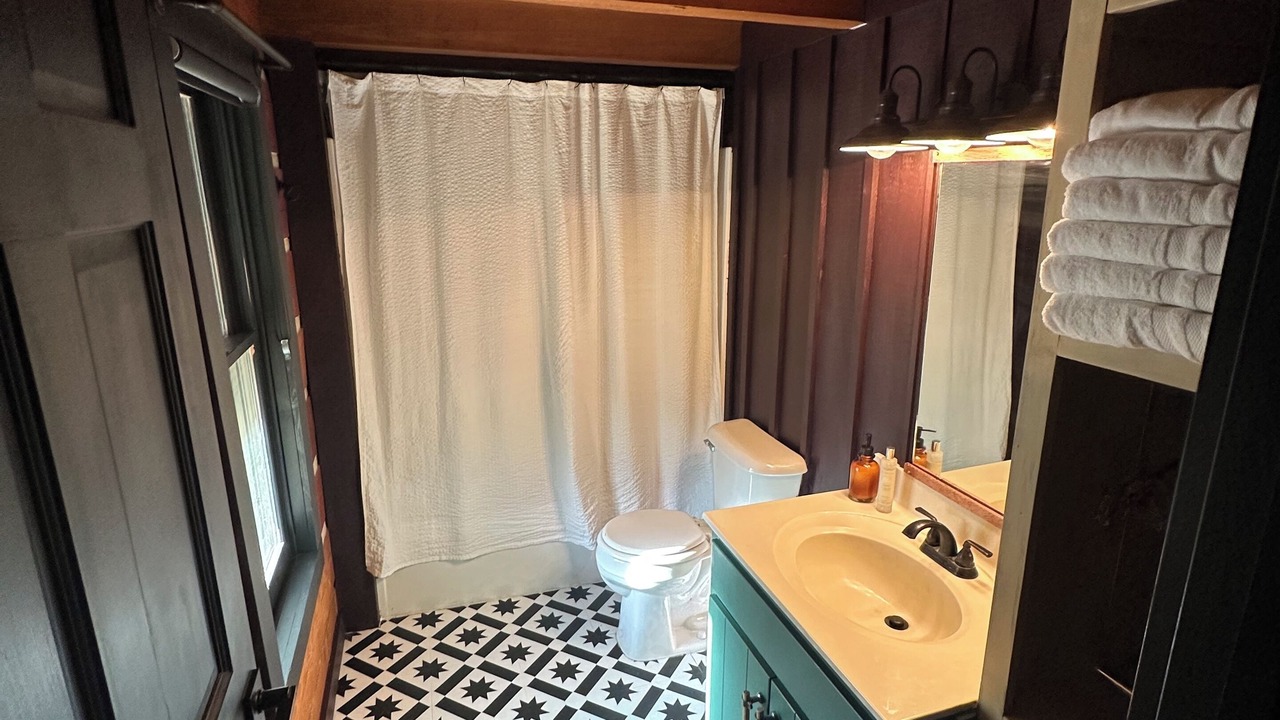 Photo of Bathroom in Keysville