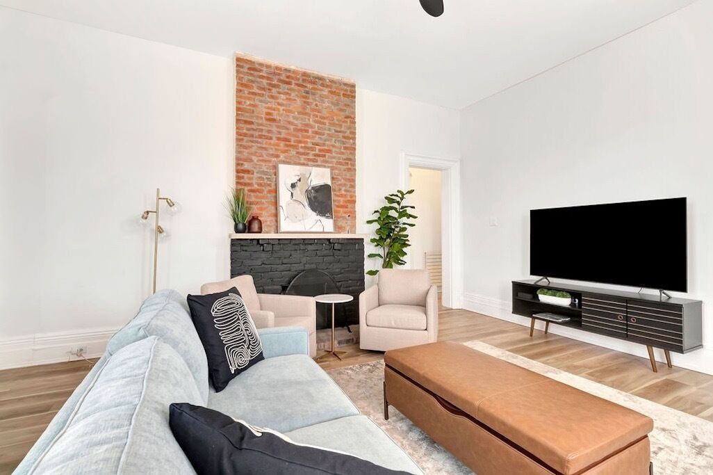 Photo of Livingroom in East Walnut HIlls