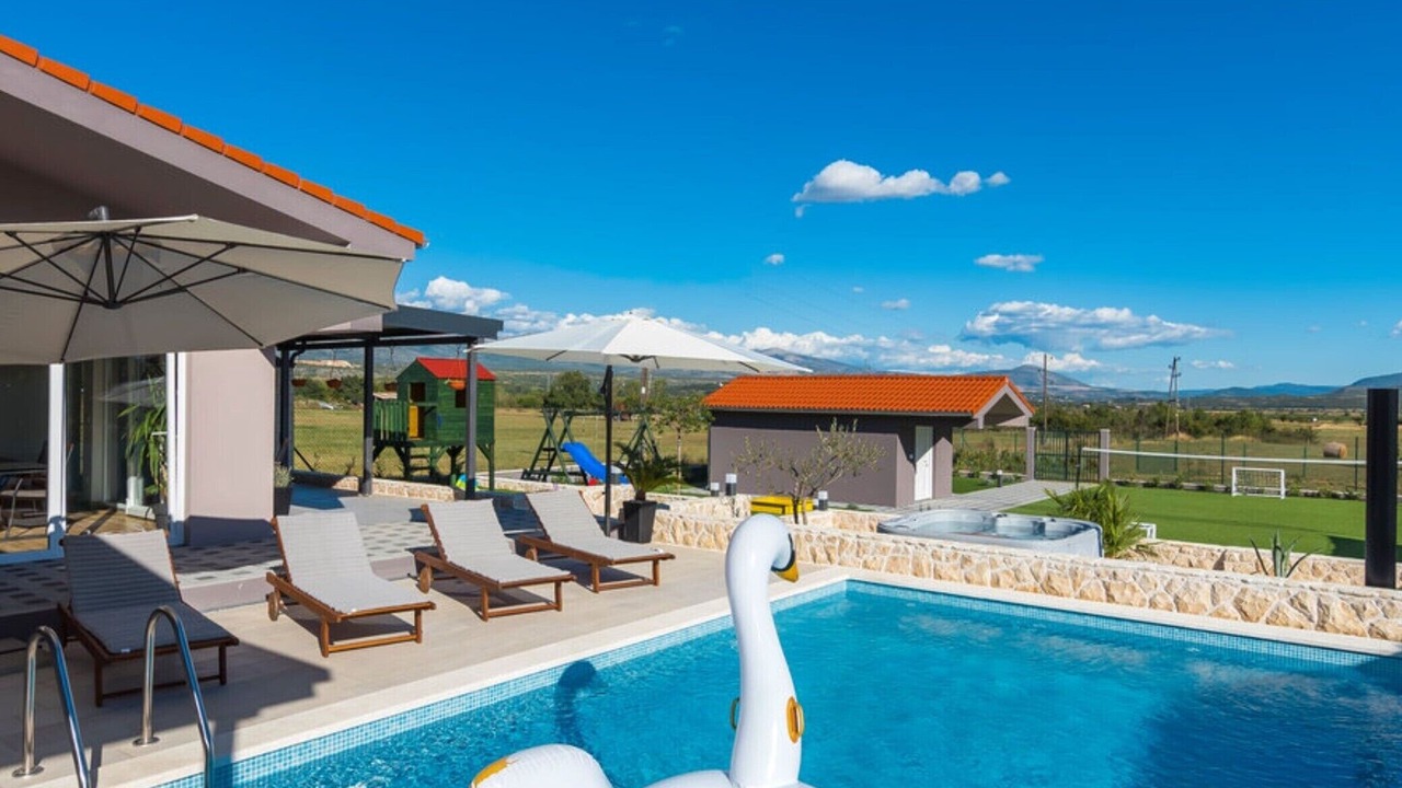 Photo of Outdoor in Drnis
