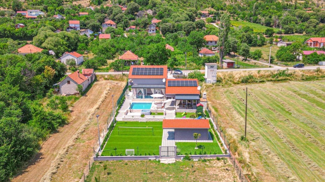 Photo of Outdoor in Drnis