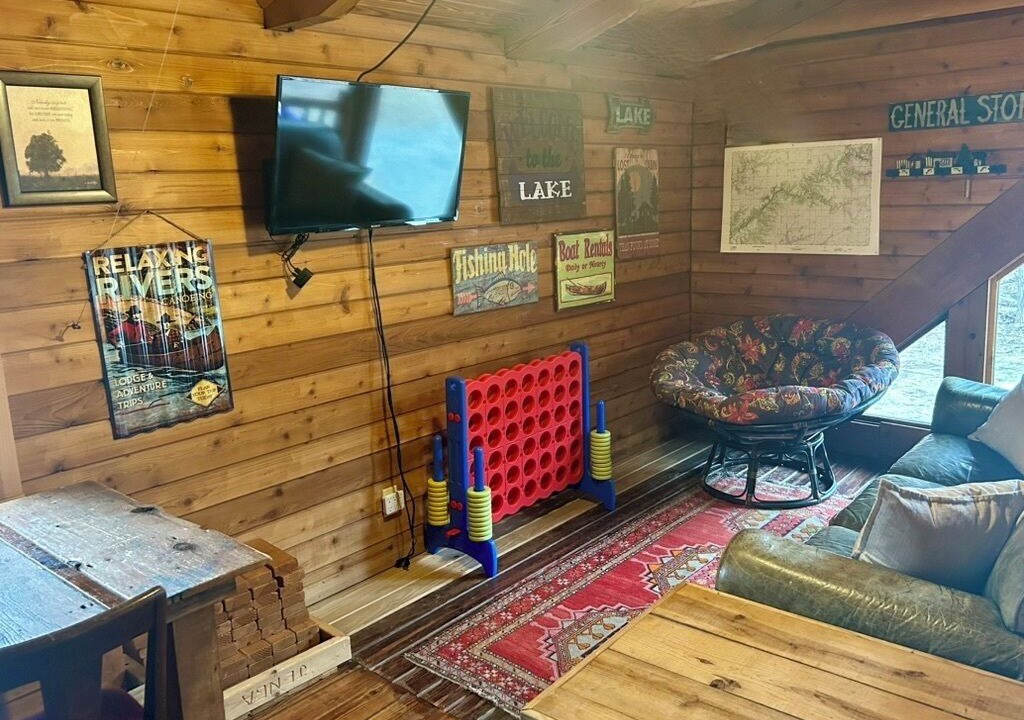 Photo of Livingroom in Waveland