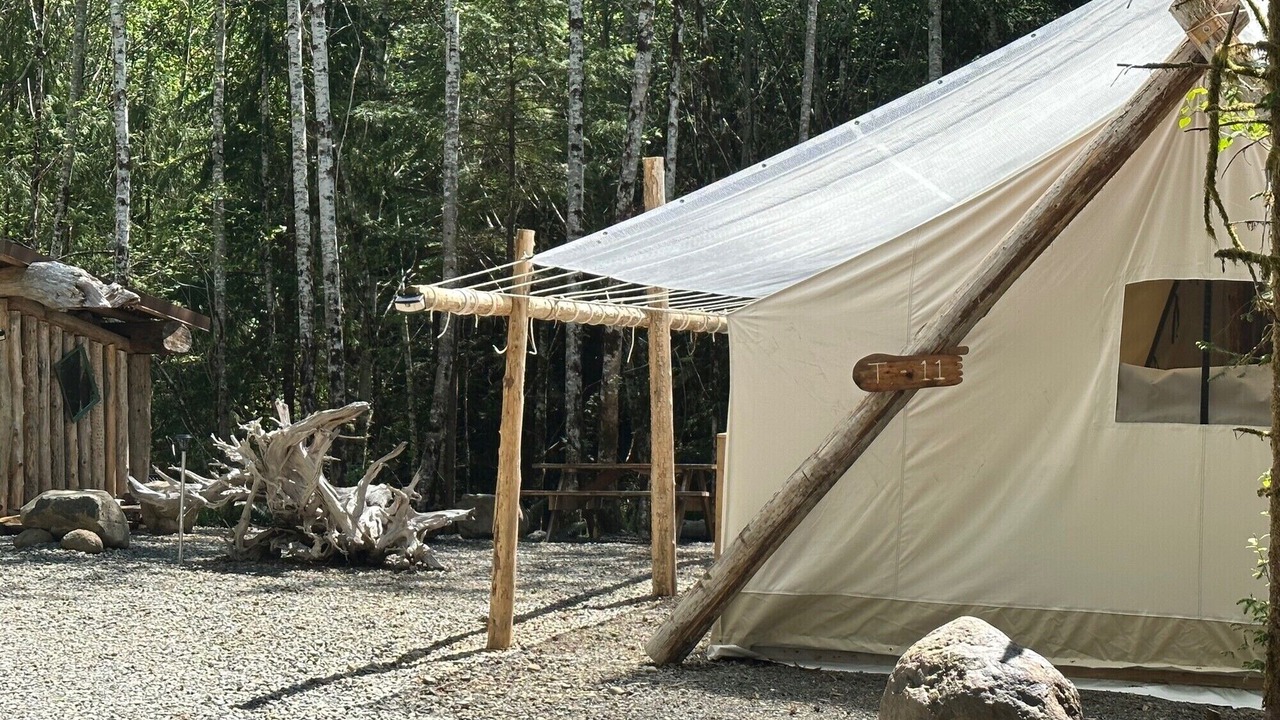 Photo of Others in Forks