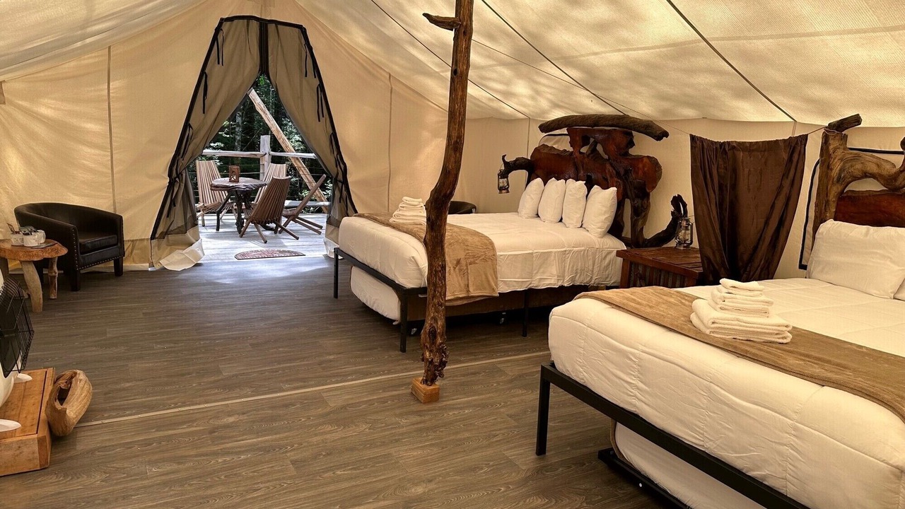 Photo of Others in Forks