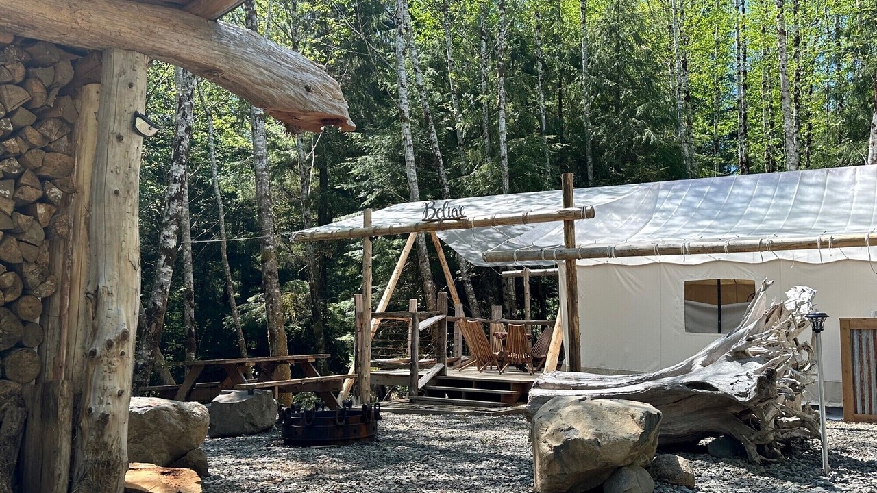 Photo of Others in Forks