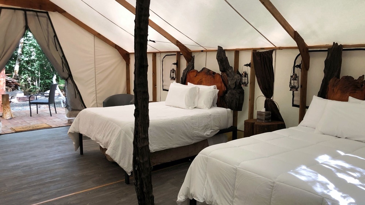 Photo of Others in Forks