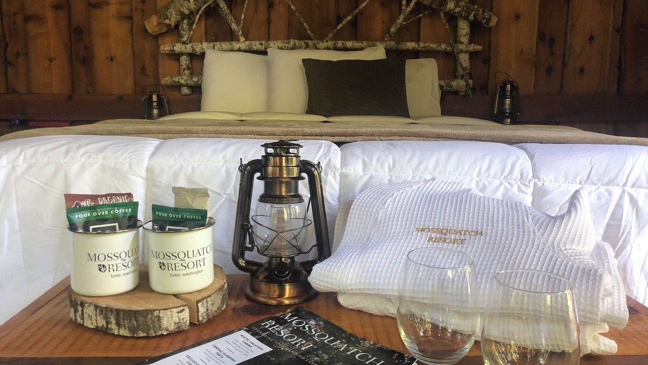 Photo of Others in Forks