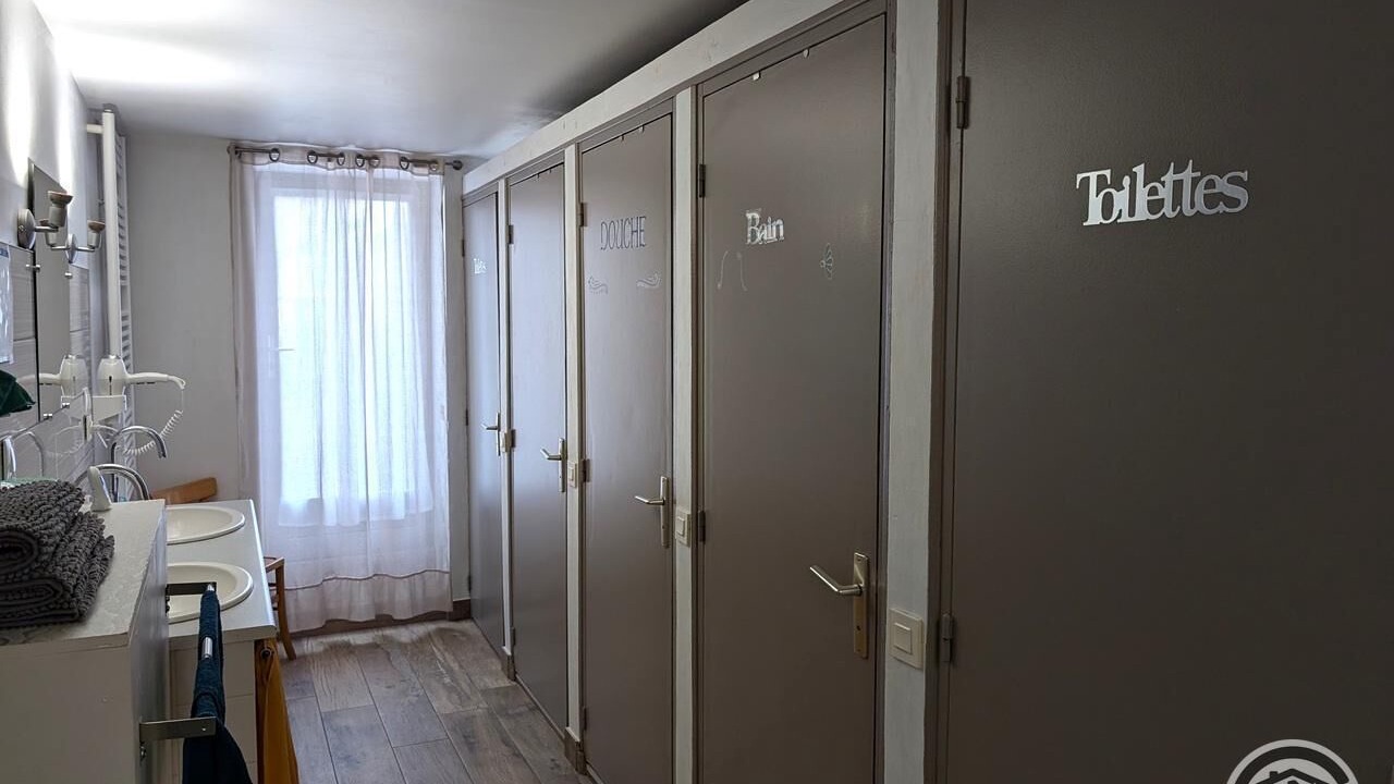 Photo of Bathroom in Saint-Germain-sur-l'Arbresle