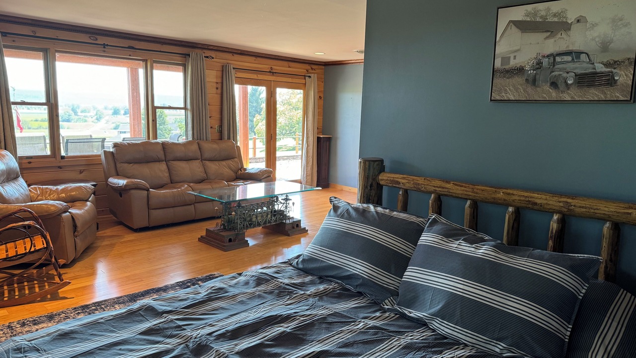 Photo of Bedroom in Lewisburg