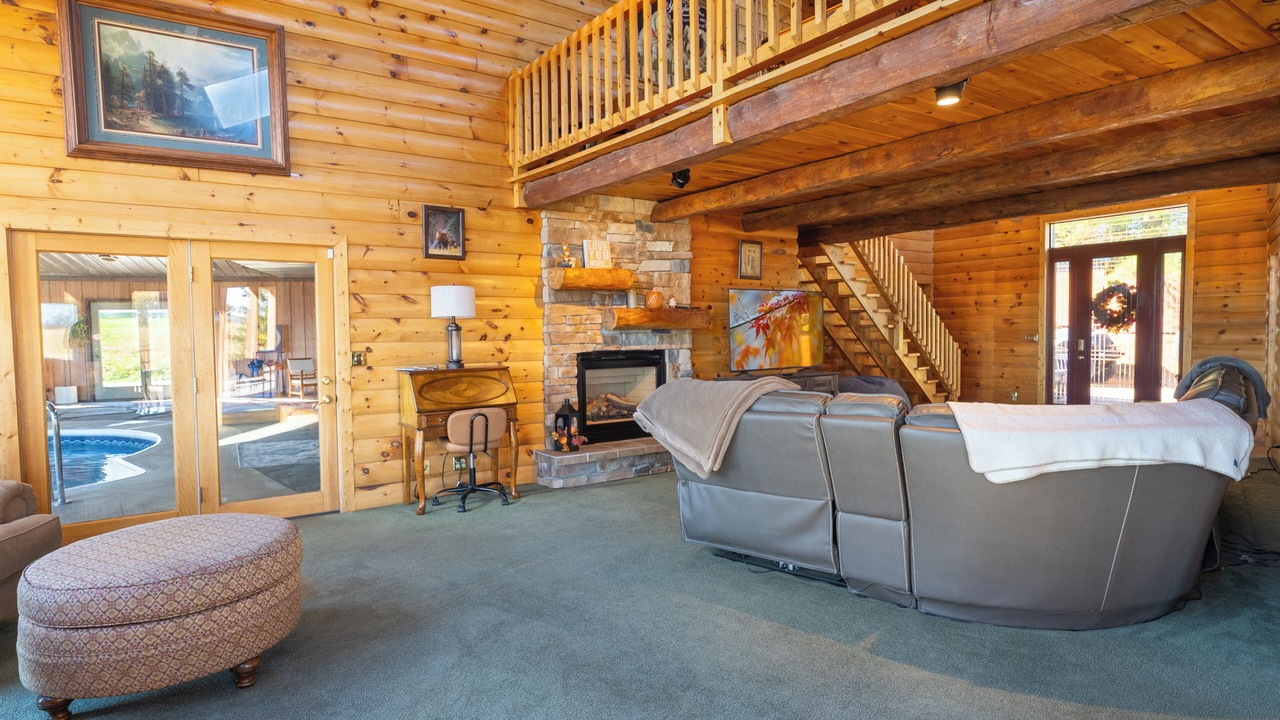 Photo of Livingroom in Lewisburg