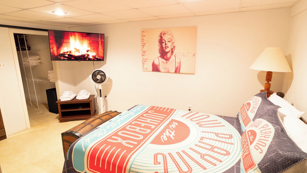 Photo of Bedroom in Lewisburg