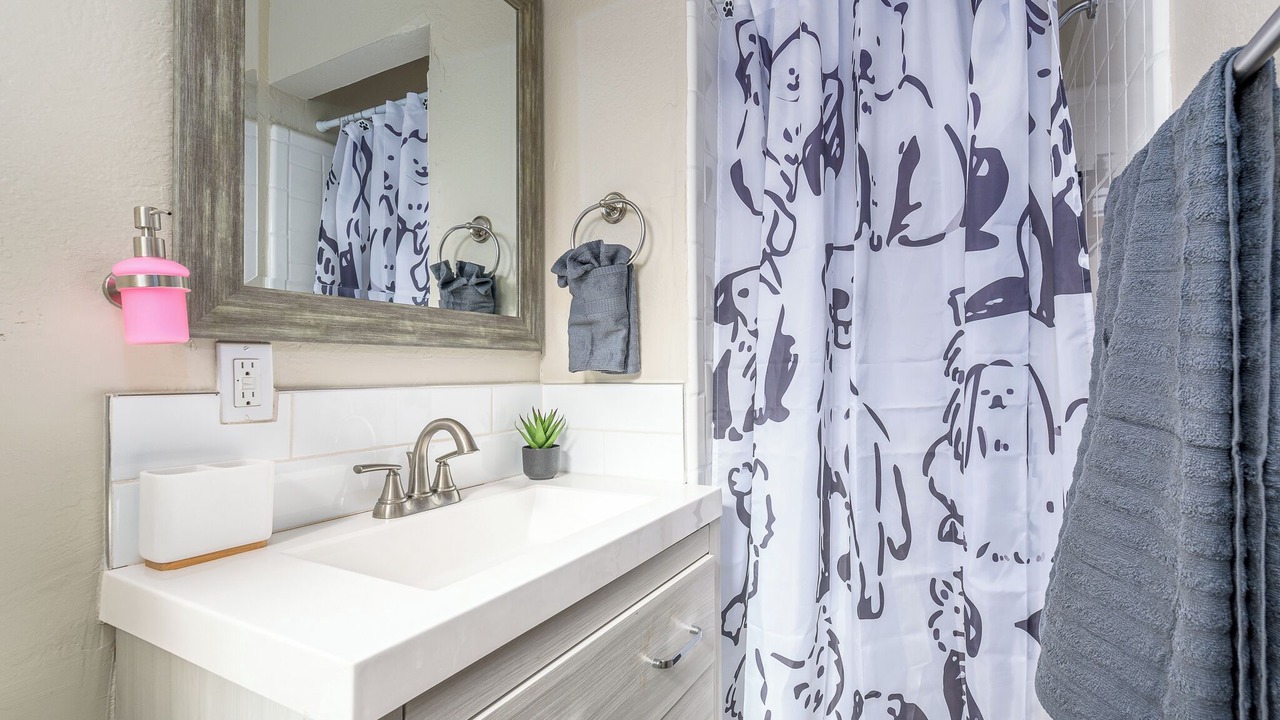 Photo of Bathroom in Southwestern Sacramento