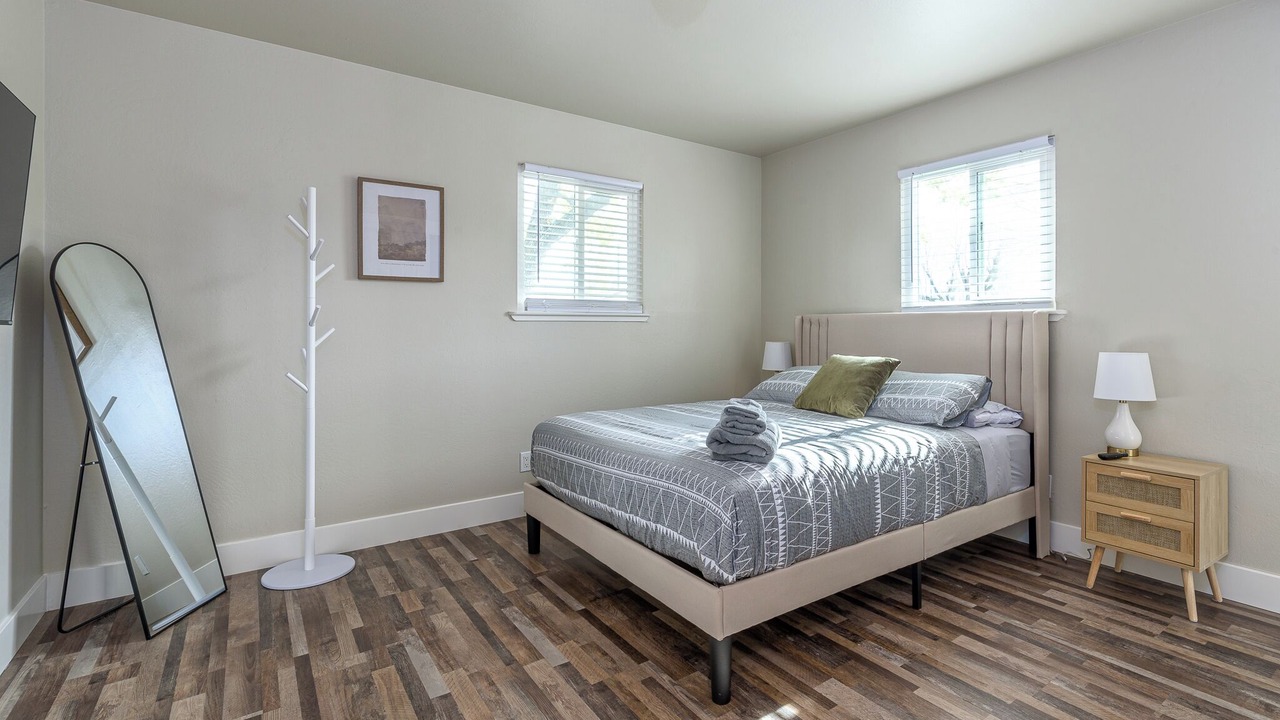 Photo of Bedroom in Southwestern Sacramento
