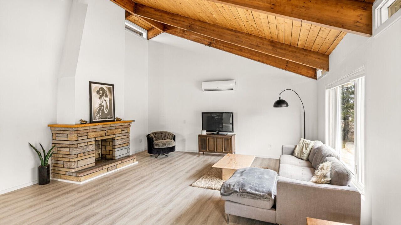 Photo of Livingroom in Moncton