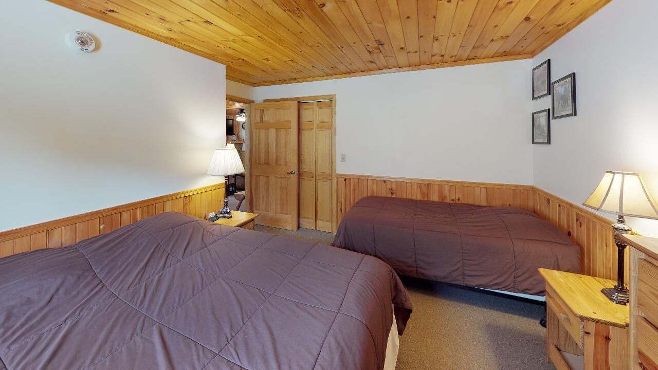 Photo of Bedroom in Gaines
