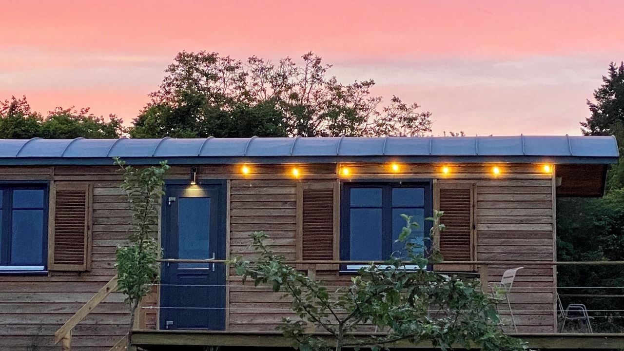 Photo of Outdoor in Champnetery