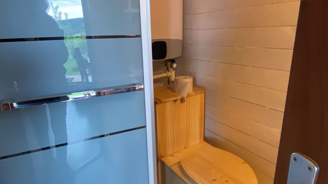 Photo of Bathroom in Champnetery