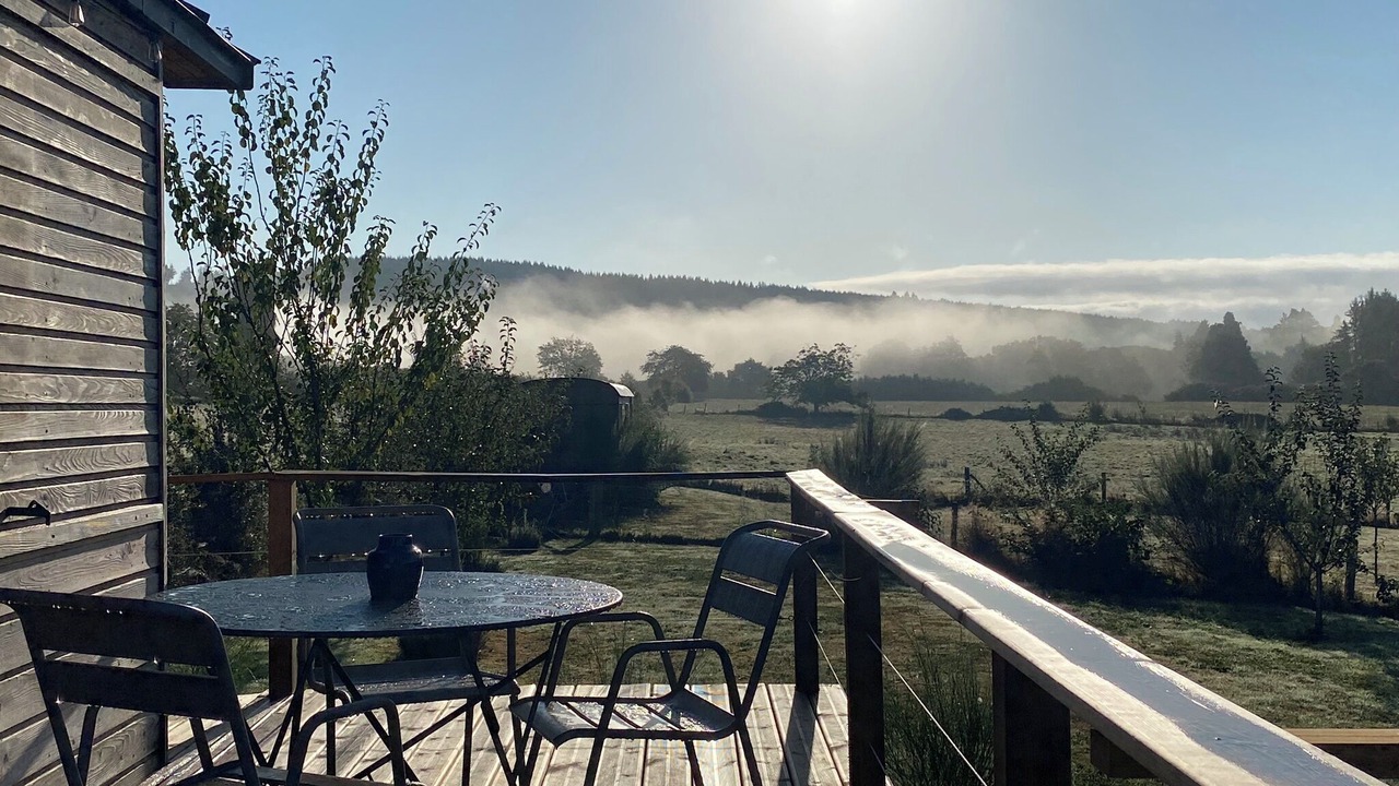 Photo of Outdoor in Champnetery