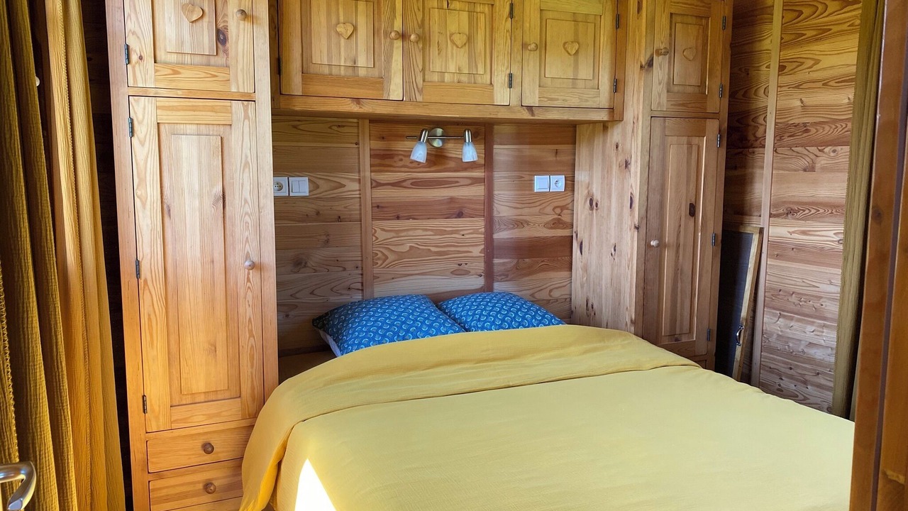 Photo of Bedroom in Champnetery