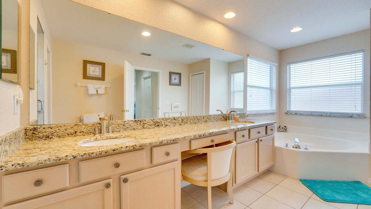 Photo of Bathroom in Highlands Reserve